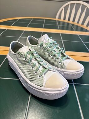 Converse Chuck Taylor All Star Move Platform Mesh women 9.5